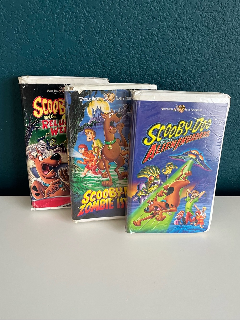 Scooby doo VHS Trio Zombie Island Reluctant Werewolf Alien Invaders - Picture 1 of 10